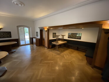 Noch fehlen Möbel und Gäste. Die Bilder geben schon einen Vorgeschmack auf das besondere Ambiente der Tagespflege im ehemaligen Schlossrestaurant Heinsheim.